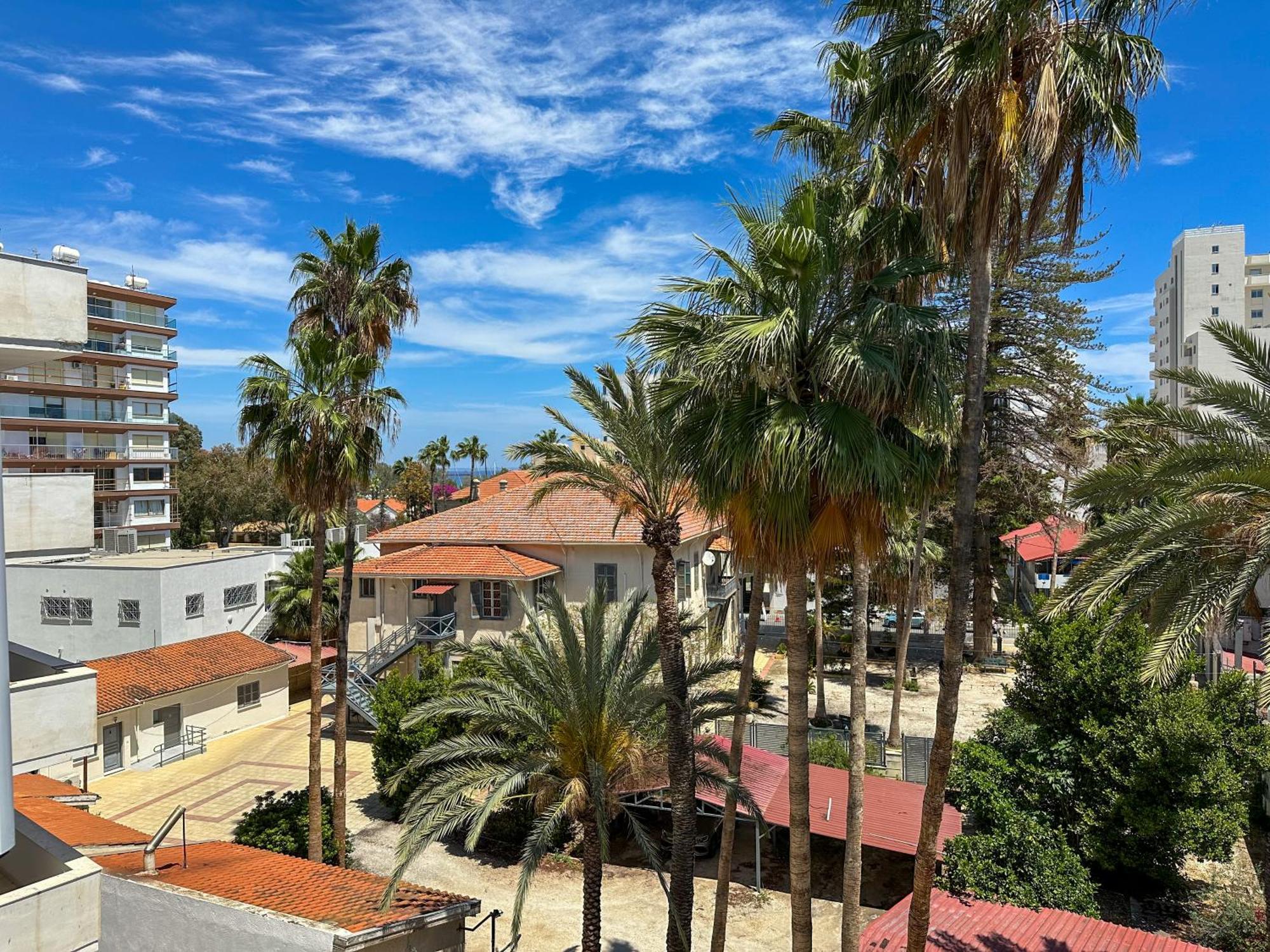 Apartament Real Center Larnaca